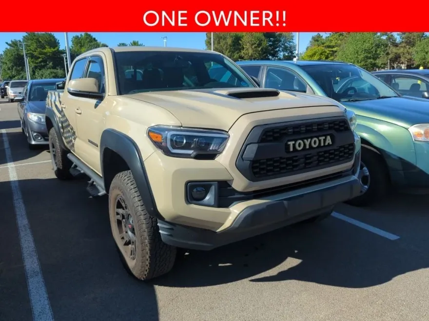 2016 Toyota Tacoma TRD Sport V6 photo 1