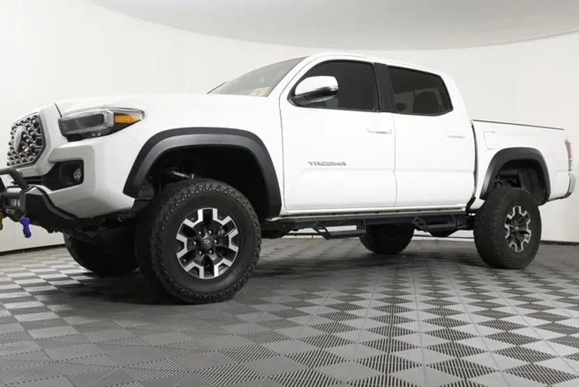 2021 Toyota Tacoma TRD Sport photo 1
