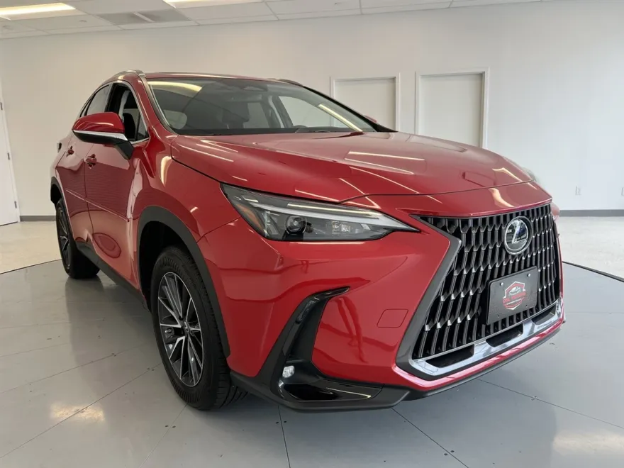 2022 Lexus NX 350 photo 1
