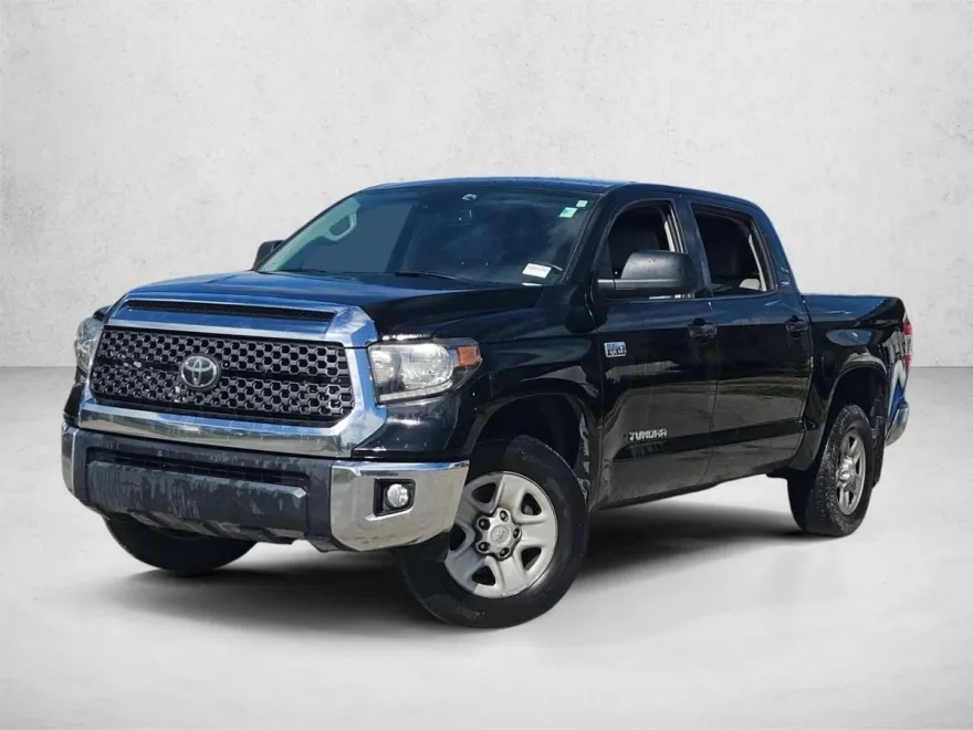 2020 Toyota Tundra SR5 CrewMax photo 1
