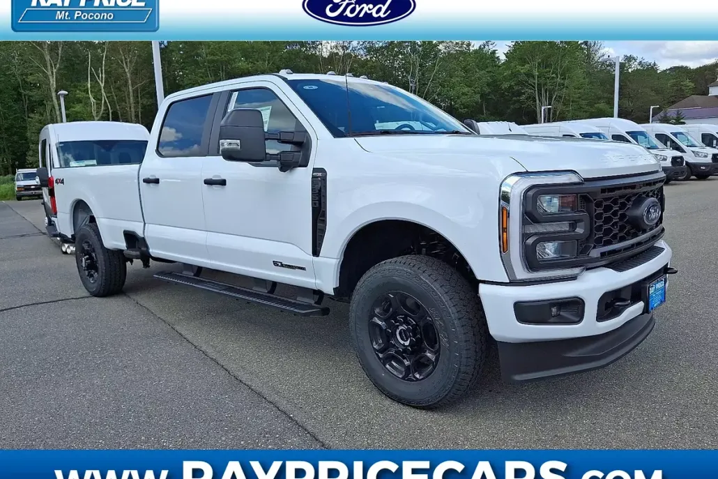 2025 Ford F-350 XL photo 1