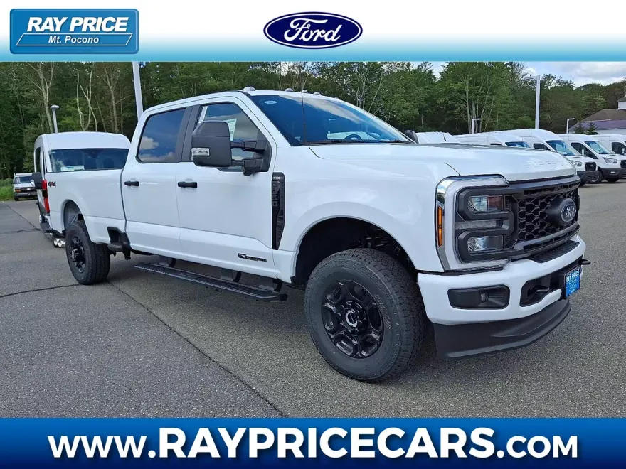 2025 Ford F-350 XL photo 1