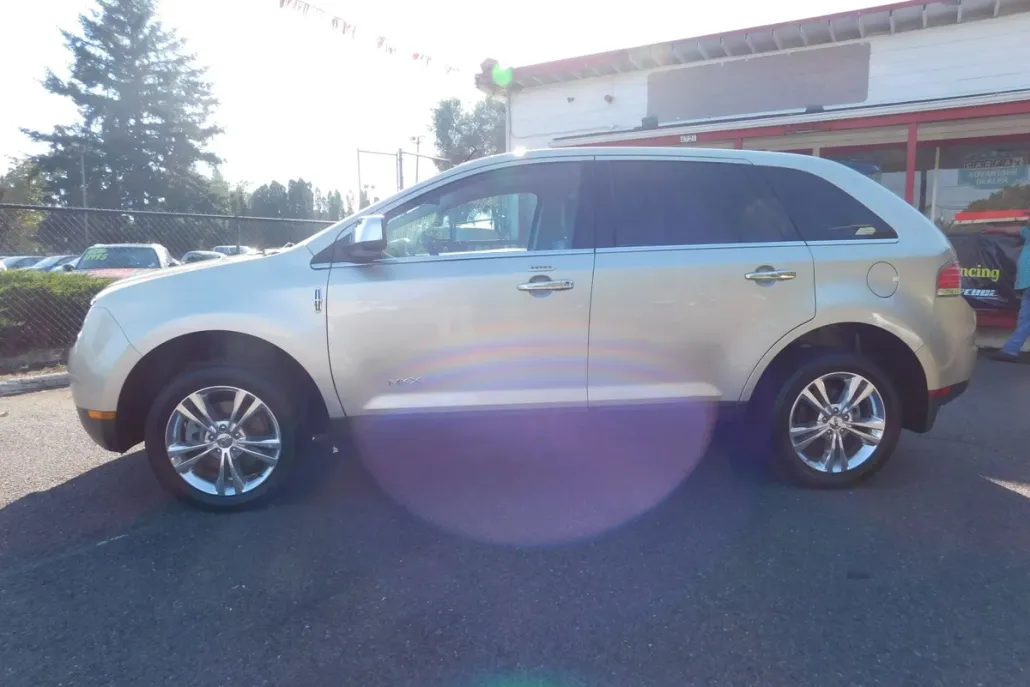 2010 Lincoln MKX photo 1