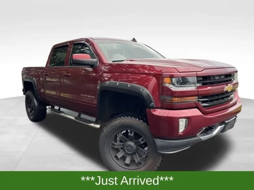 2016 Chevrolet Silverado 1500 LT photo 1