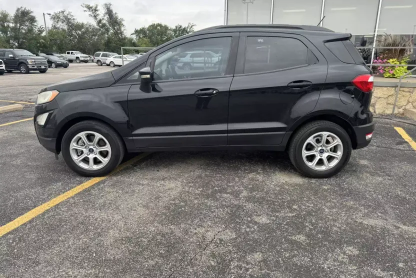 2020 Ford EcoSport SE photo 1