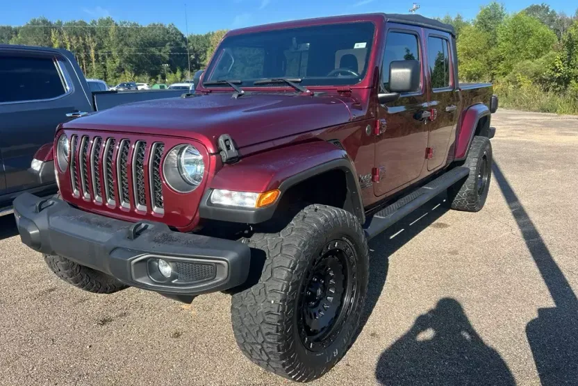 2021 Jeep Gladiator Sport photo 1
