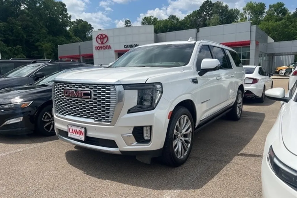 2022 Gmc Yukon XL Denali photo 1