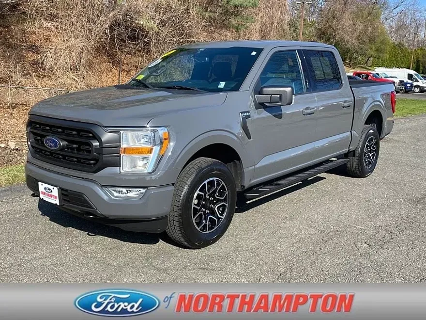 2021 Ford F-150 XLT photo 1