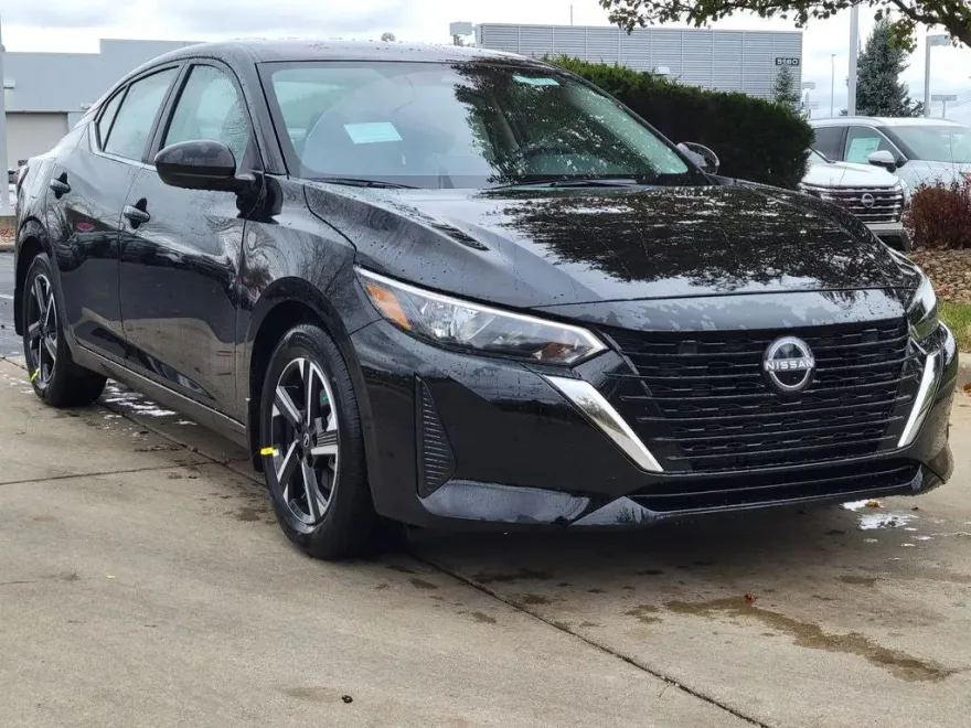 2025 Nissan Sentra SV photo 1