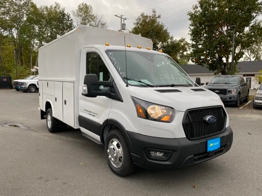 2025 Ford Transit photo 1