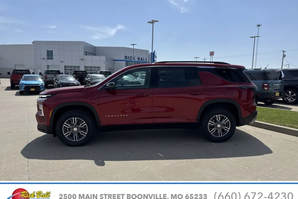 2025 Chevrolet Traverse photo 1
