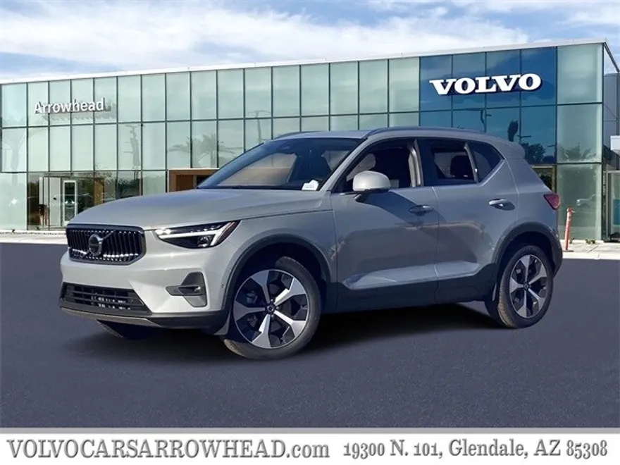2025 Volvo XC40 Plus photo 1