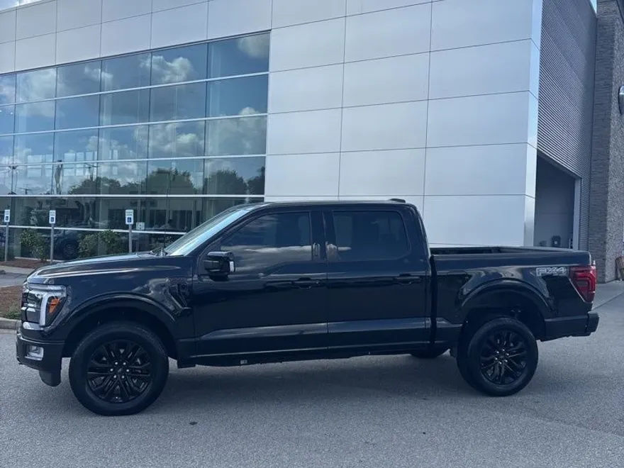 2024 Ford F-150 Lariat photo 1