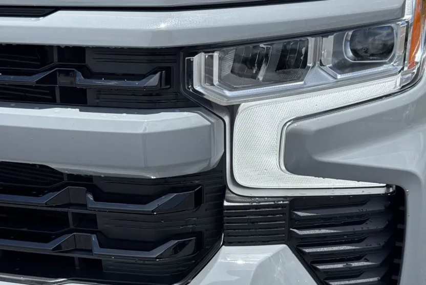 2025 Chevrolet Silverado 1500 RST photo 1