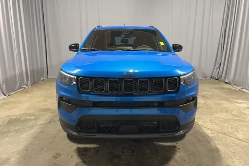2026 Jeep Compass Latitude Altitude photo 1