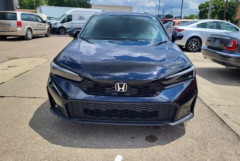 2025 Honda Civic Sport photo 1