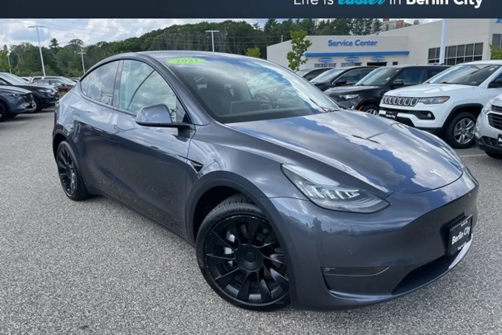 2021 Tesla Model Y Long Range photo 1