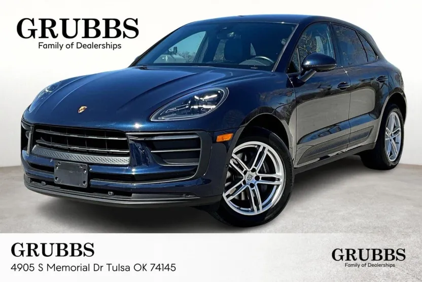 2022 Porsche Macan Base photo 1