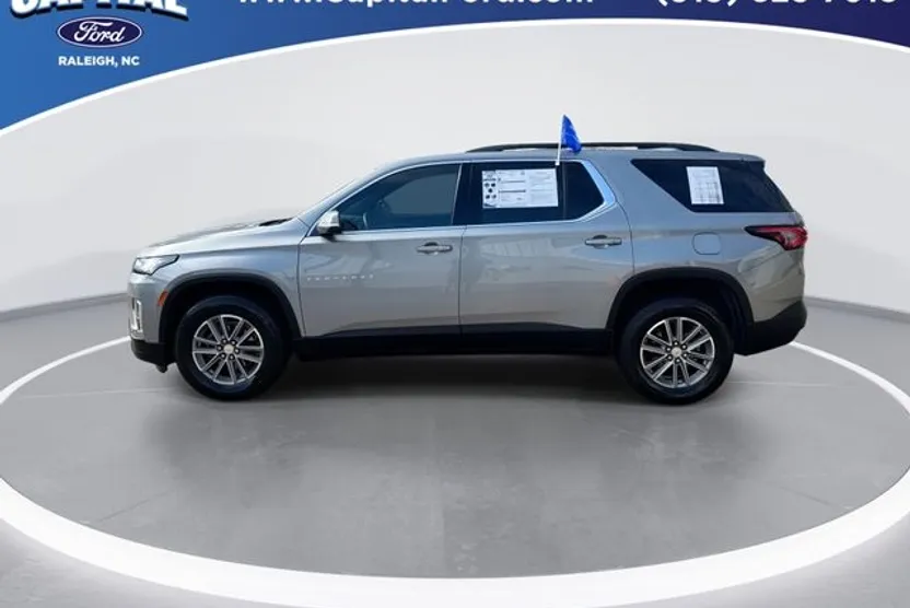 2023 Chevrolet Traverse photo 1