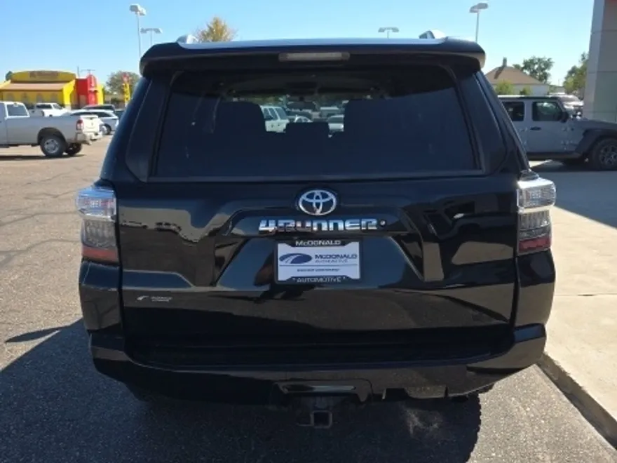2014 Toyota 4Runner SR5 4WD photo 1