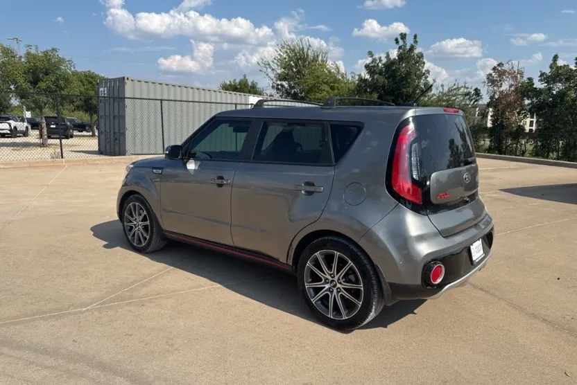 2019 Kia Soul Exclaim photo 1