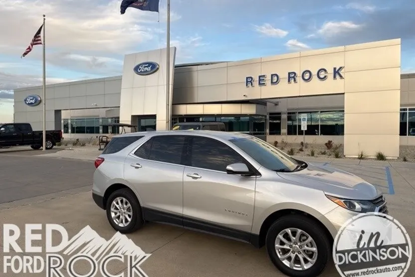 2019 Chevrolet Equinox LT photo 1