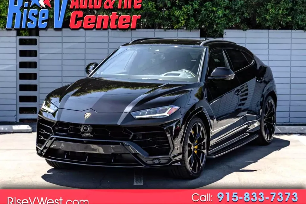 2021 Lamborghini Urus Base photo 1