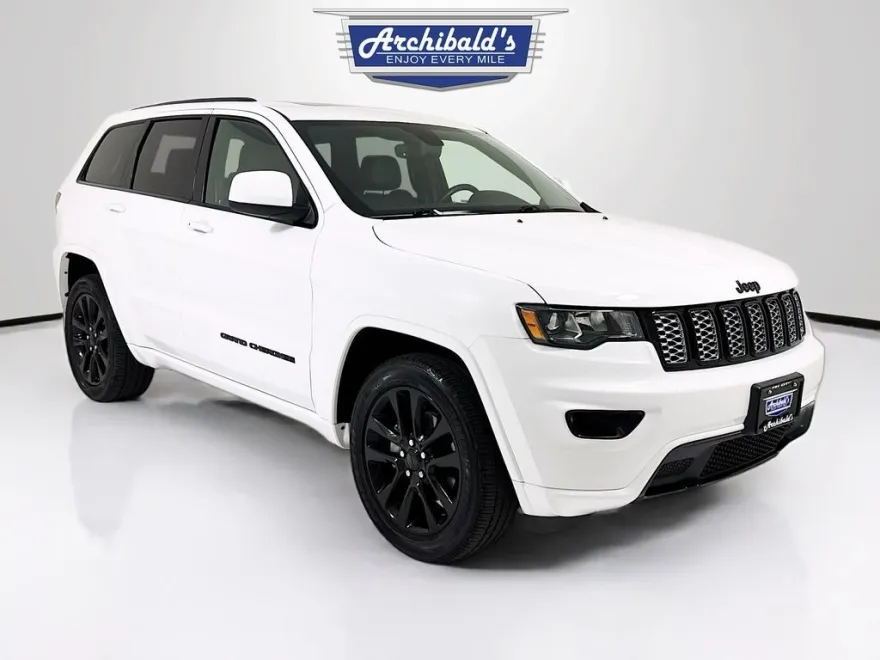 2019 Jeep Grand Cherokee Altitude photo 1
