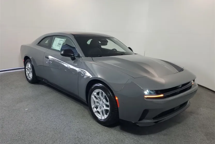 2025 Dodge Charger R/T AWD photo 1