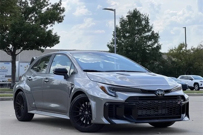2025 Toyota Corolla GR Premium photo 1