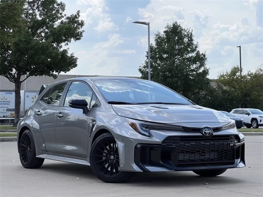 2025 Toyota Corolla GR Premium photo 1