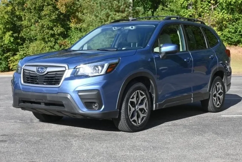 2020 Subaru Forester Premium photo 1