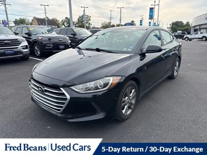 2017 Hyundai Elantra SE photo 1