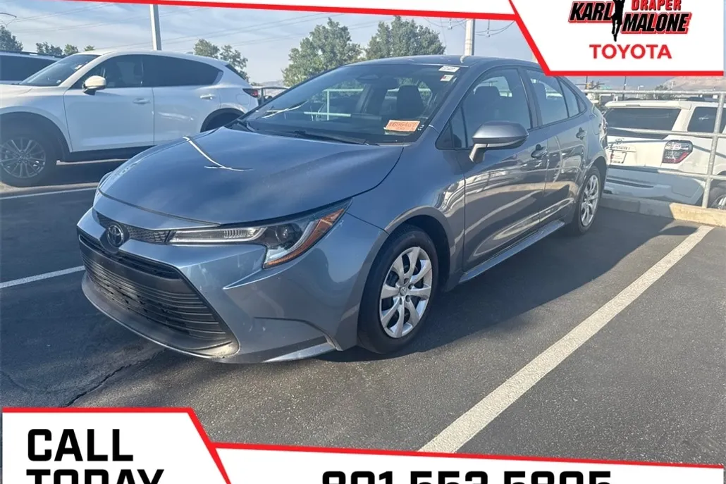 2024 Toyota Corolla LE photo 1