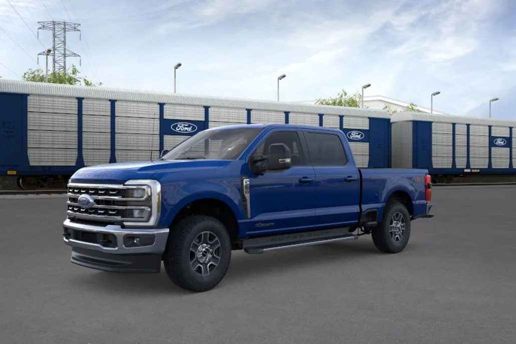 2026 Ford F-250 Lariat photo 1