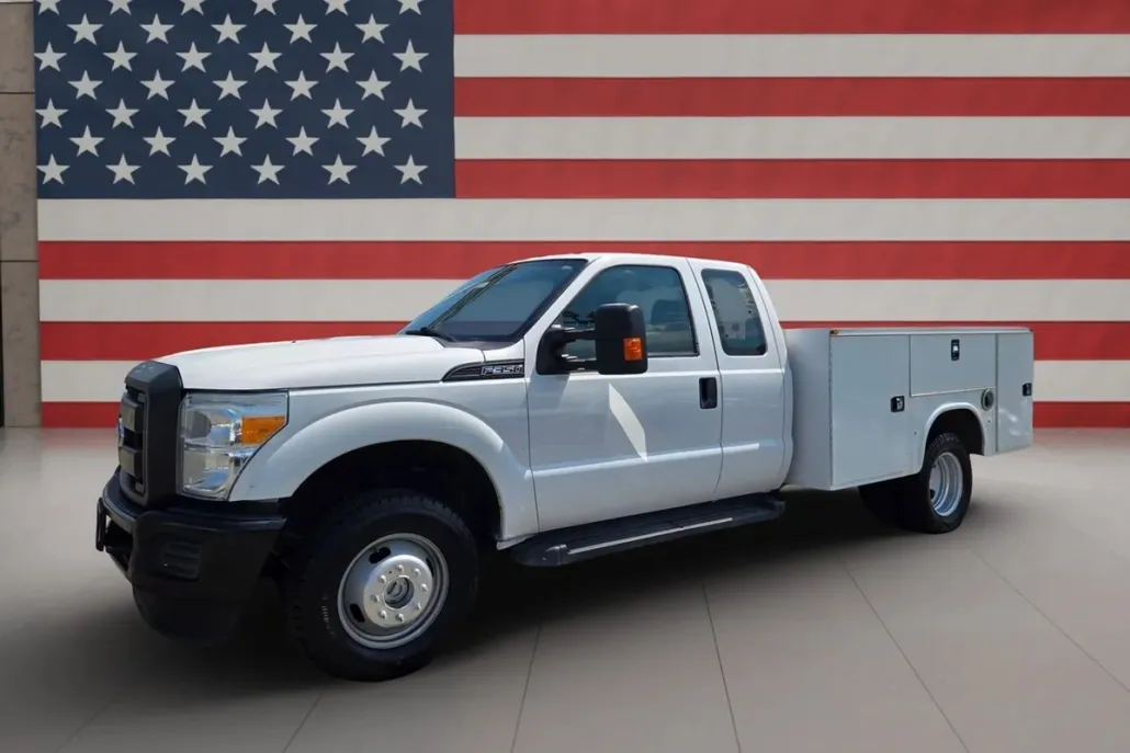 2016 Ford F-350 photo 1