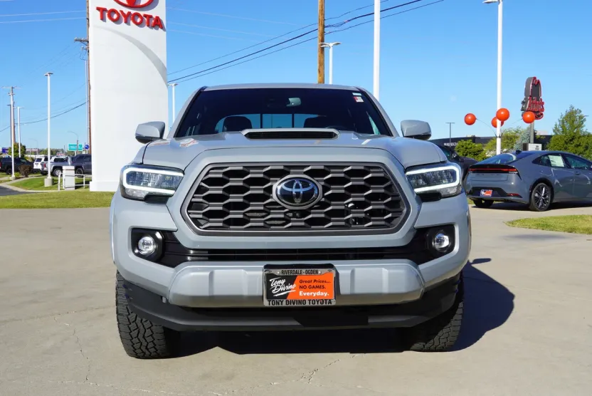 2021 Toyota Tacoma TRD Sport Double Cab photo 1