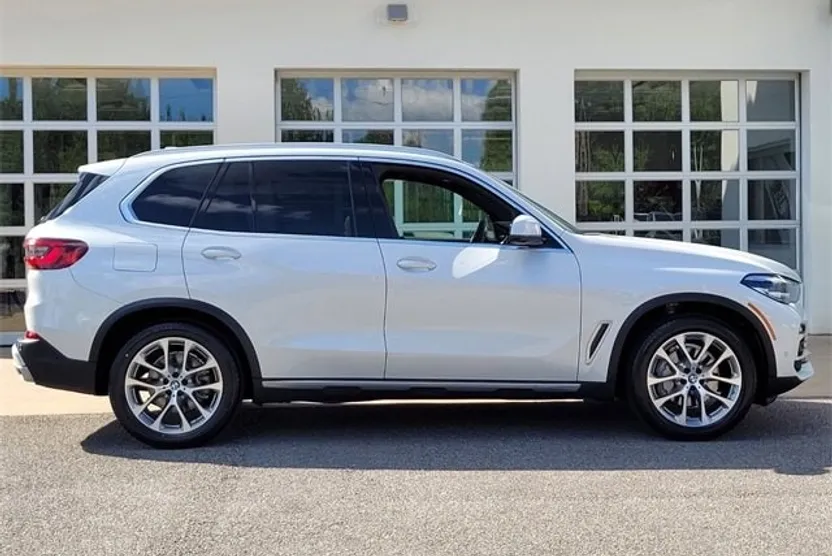 2021 Bmw X5 xDrive40i photo 1