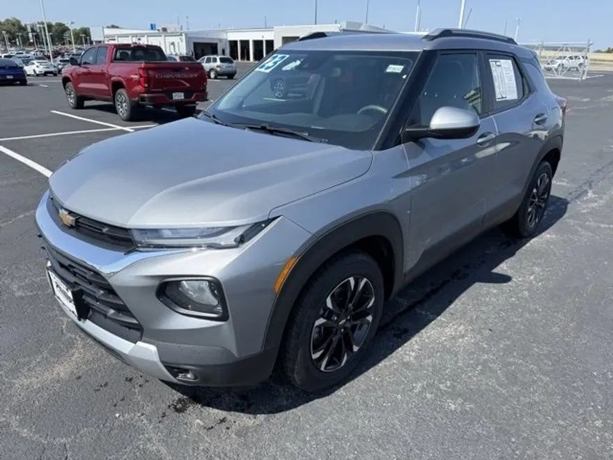2023 Chevrolet Trailblazer LT photo 1
