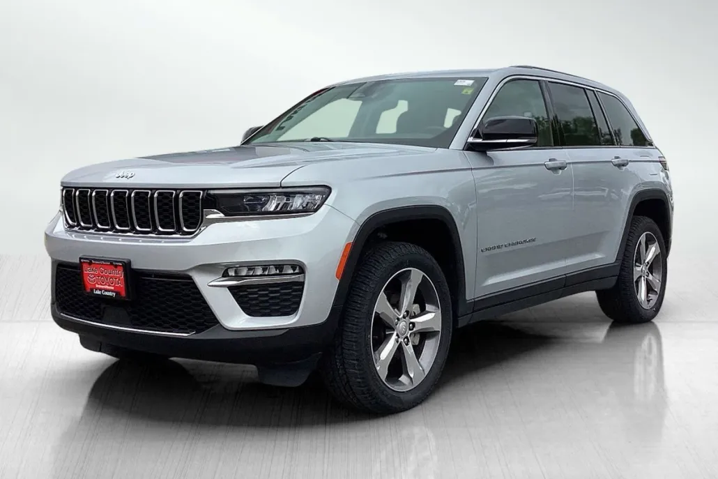2022 Jeep Grand Cherokee Limited photo 1