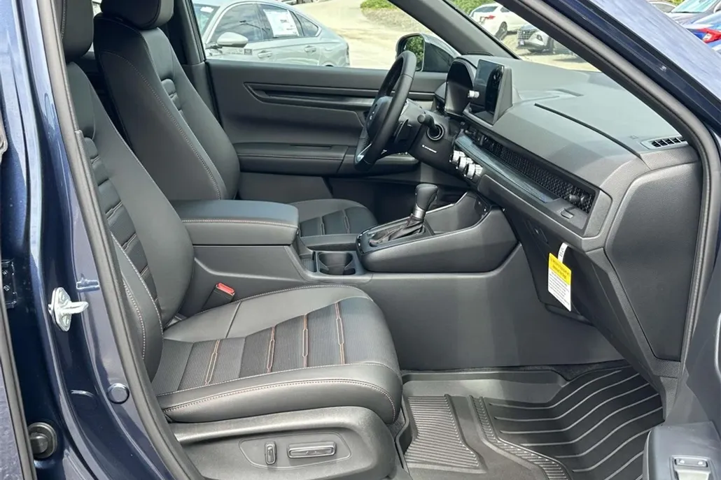 2026 Honda CR-V Hybrid Sport-L photo 1