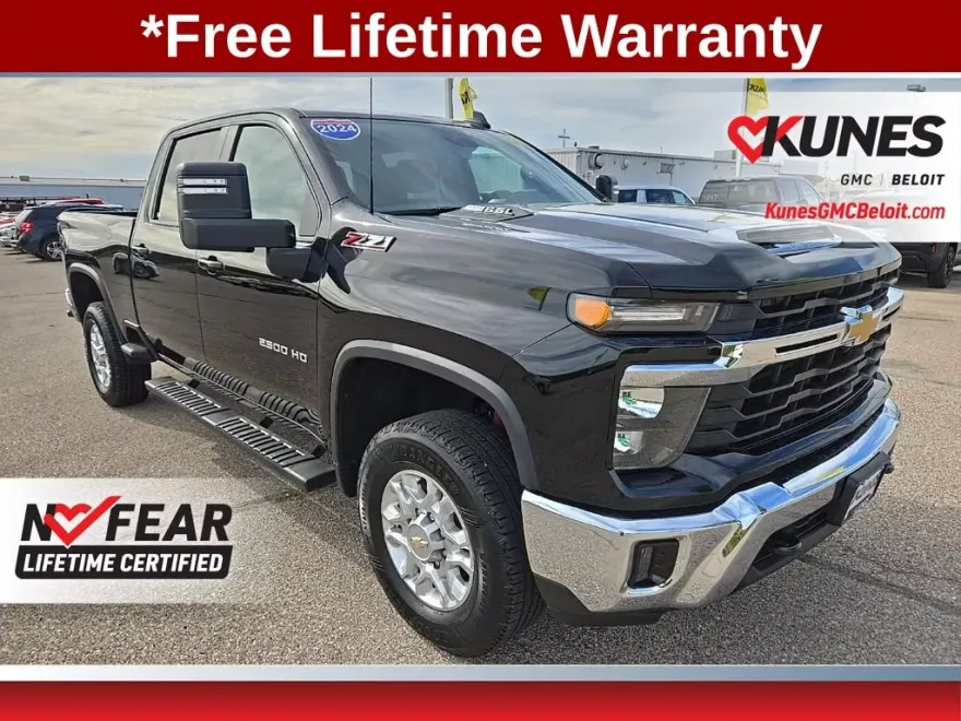 2024 Chevrolet Silverado 2500HD LT photo 1