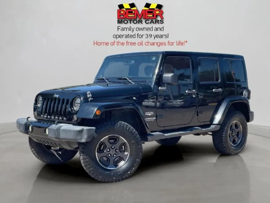 2014 Jeep Wrangler Unlimited Sahara photo 1