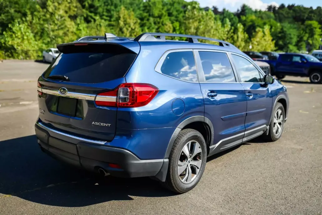 2019 Subaru Ascent Premium photo 1