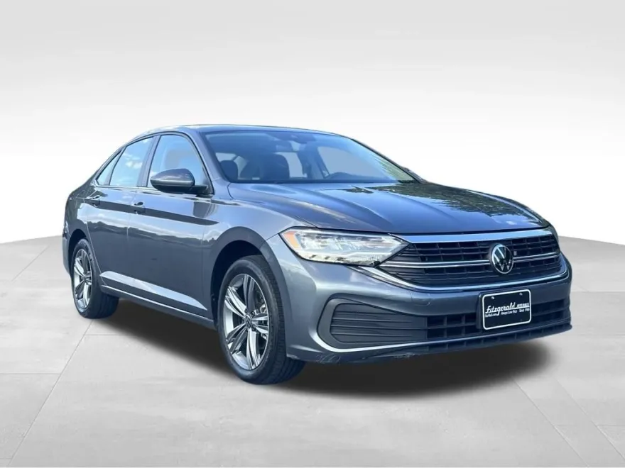 2024 Volkswagen Jetta SE photo 1