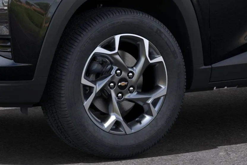 2025 Chevrolet Trax LT photo 1
