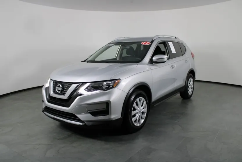 2017 Nissan Rogue S photo 1
