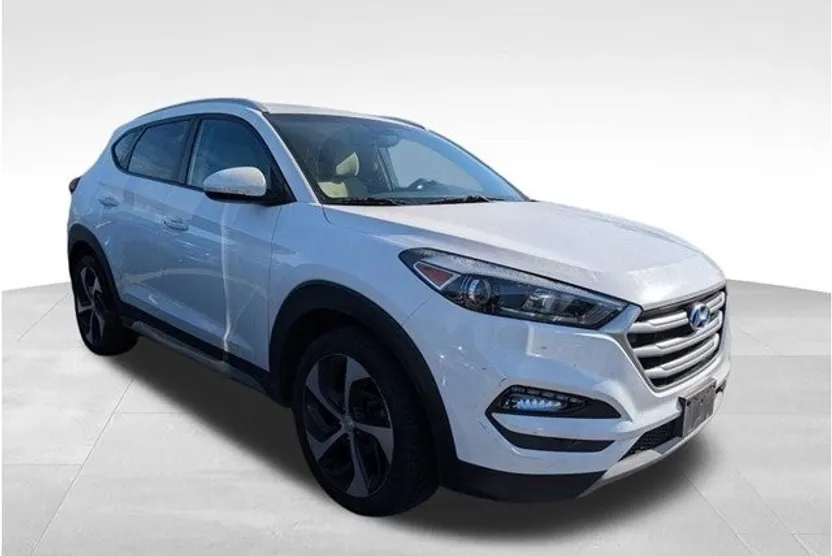 2018 Hyundai Tucson Sport photo 1
