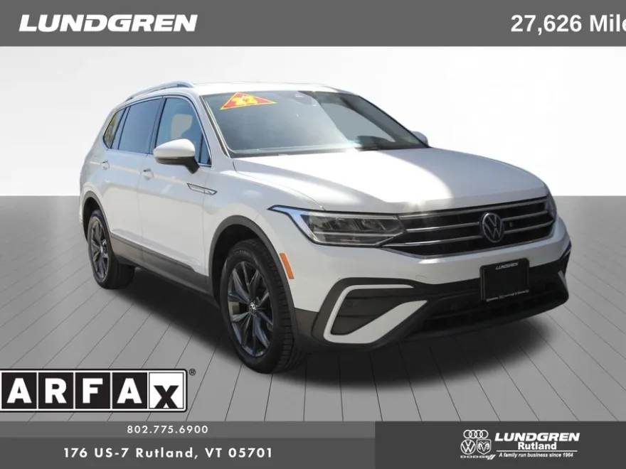 2022 Volkswagen Tiguan SE photo 1
