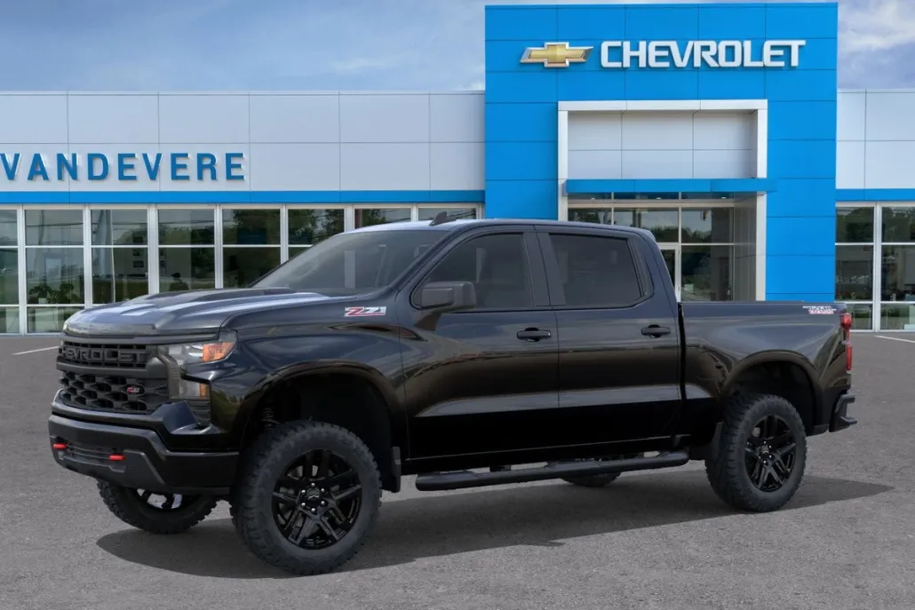 2026 Chevrolet Silverado 1500 Custom Trail Boss photo 1